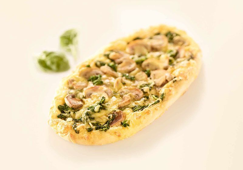 Pizza Spinach & Mushrooms