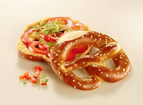 Sesame Seed Pretzel „Orient Express“