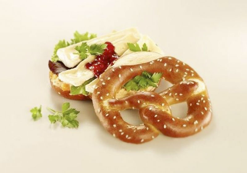 Sesame Seed Pretzel „Gourmet Love“