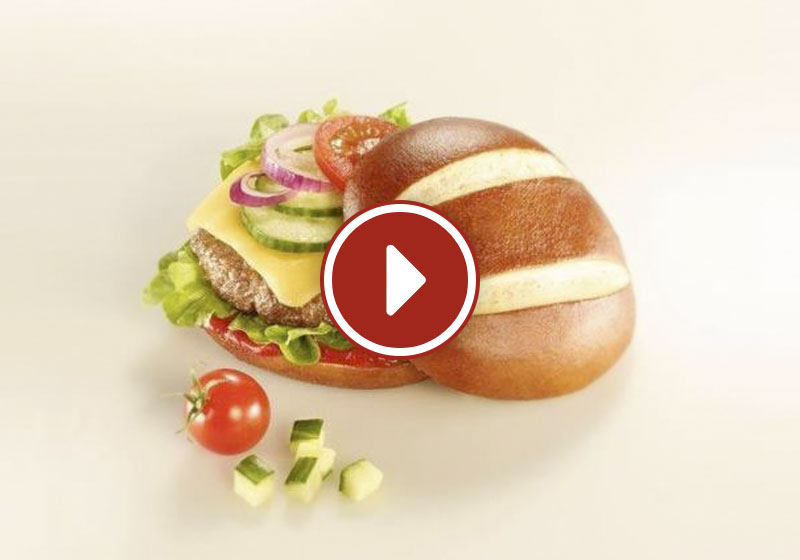 Laugen-Burger „BBQ“