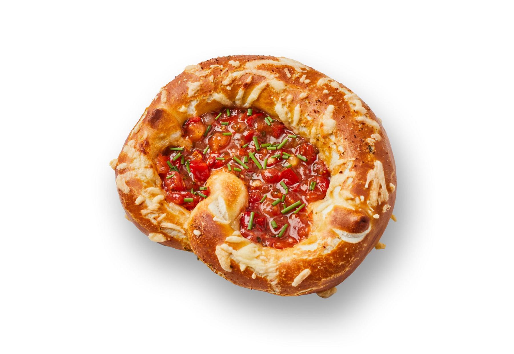 Pretzel snack tomato cheese